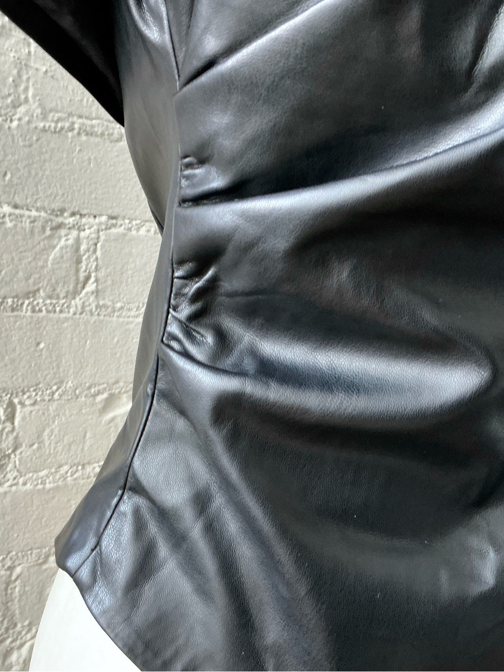 Mango Black Faux Leather Off Shoulder Top Size Large Ruched Side Party Glam NWT - Picture 9 of 15